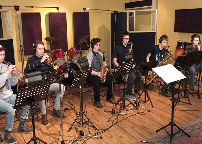 Qualicum beach-Horn-Section